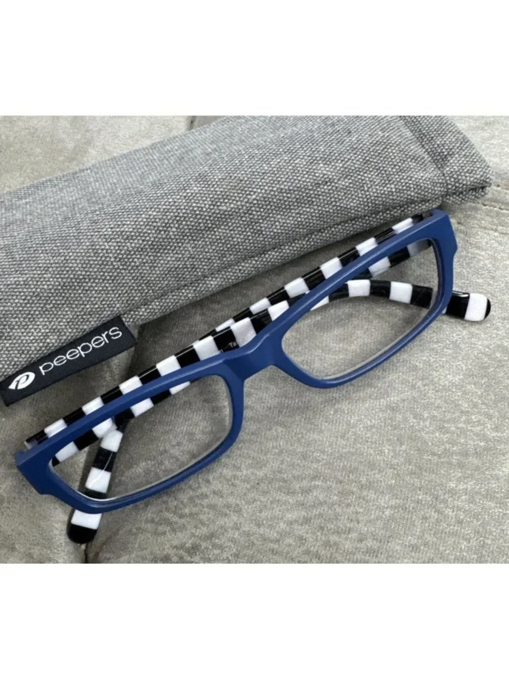 Peepers 272 + 1.25 Reading Glasses Blue W Black & White Temples